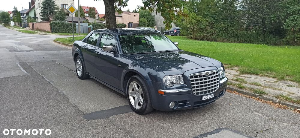 Chrysler 300C - 15