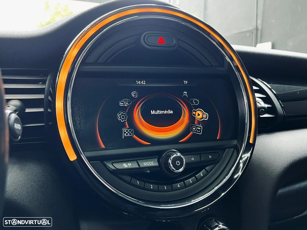 MINI 5 Portas Cooper SD Aut. - 28