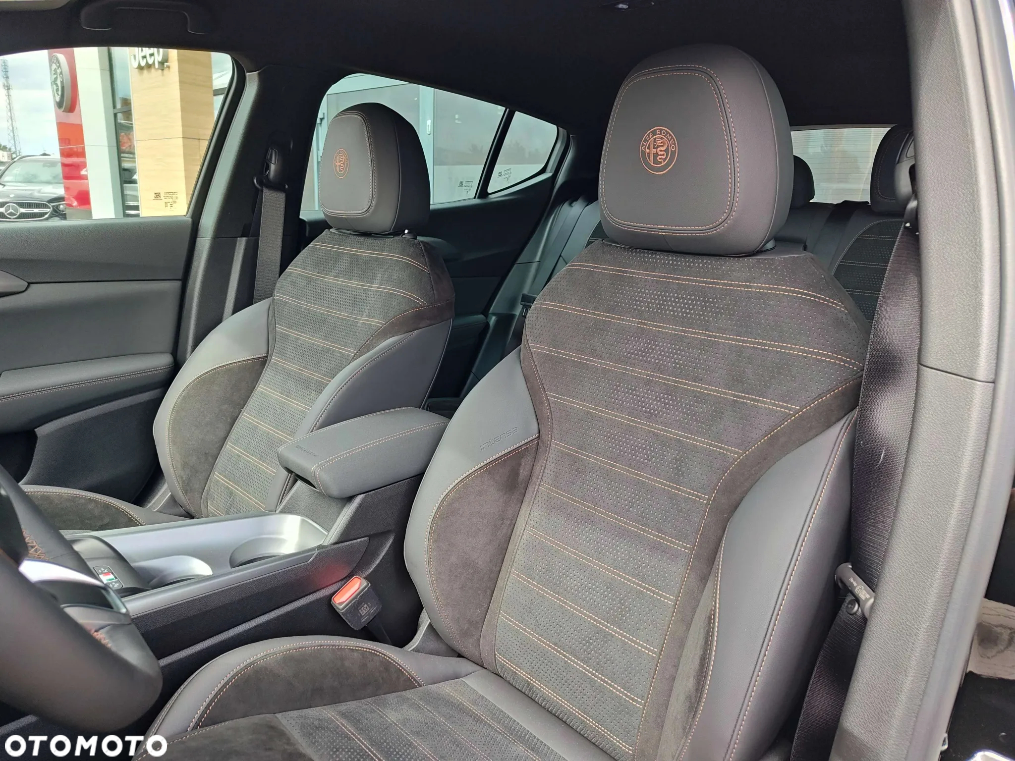 Alfa Romeo Tonale 1.5 T4 GSE mHEV Intensa DCT - 9