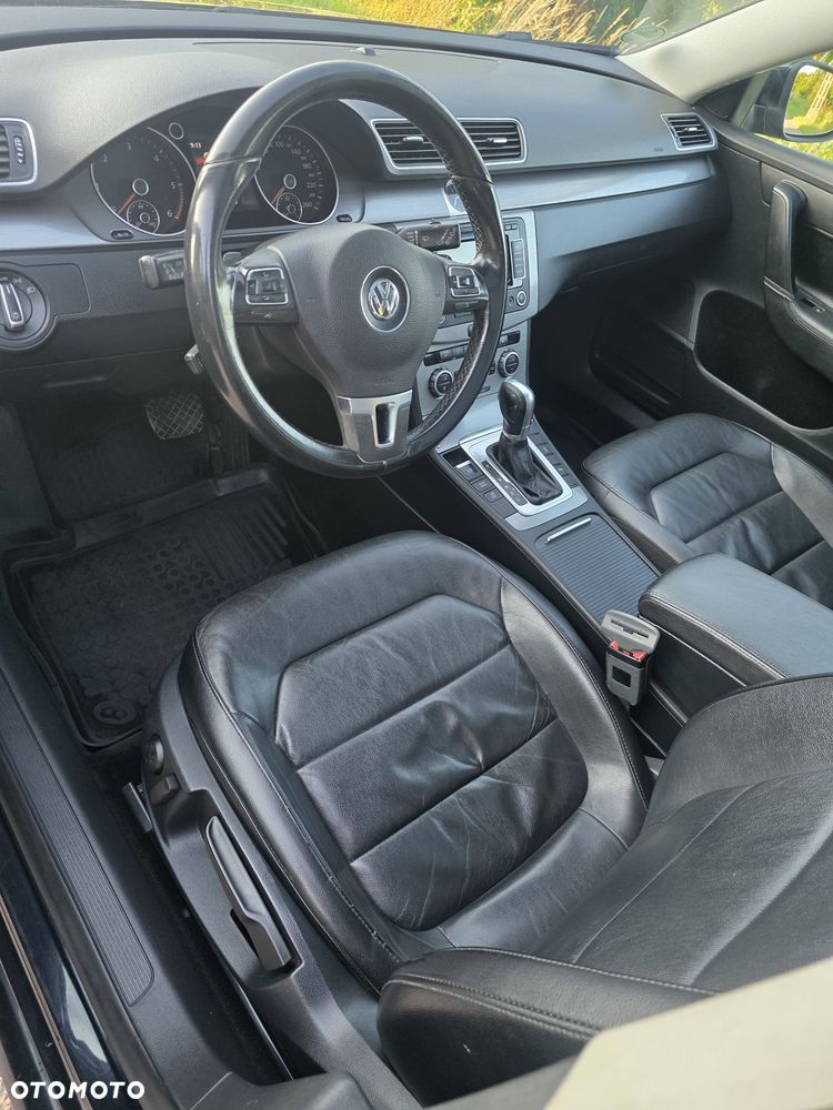 Volkswagen Passat - 6