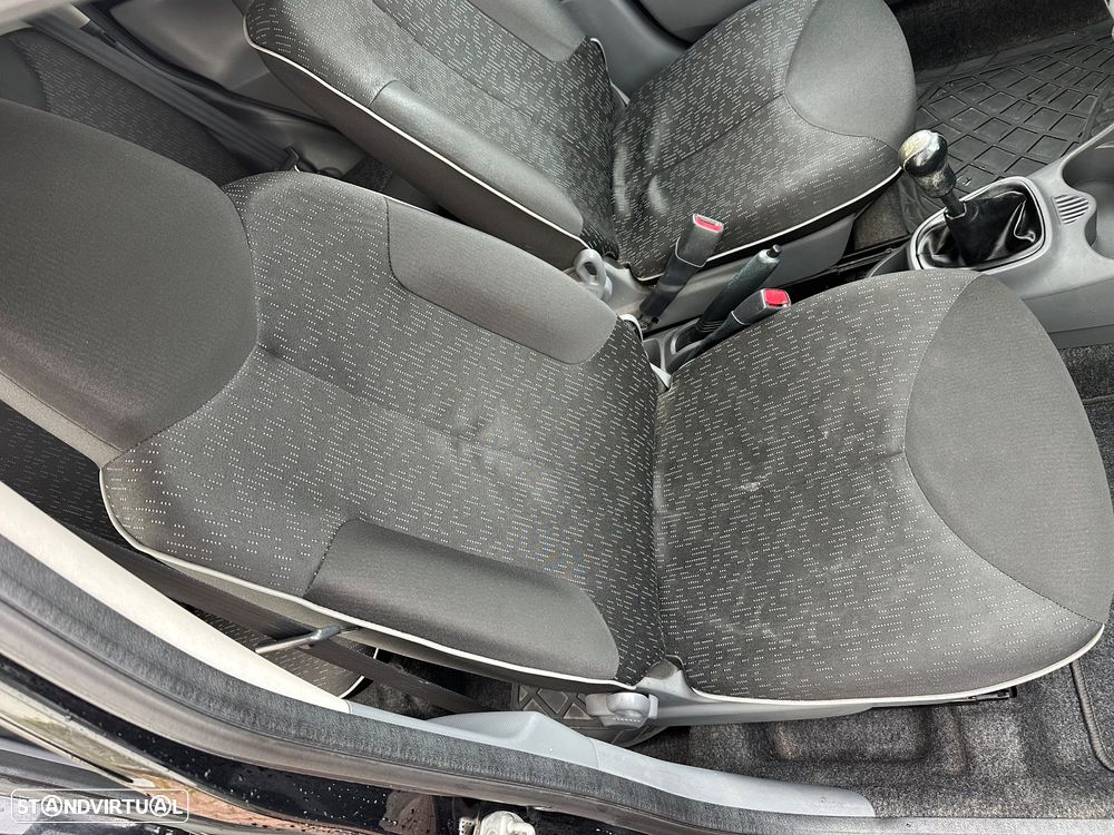 Peugeot 107 1.0 Black&Silver E5 - 9