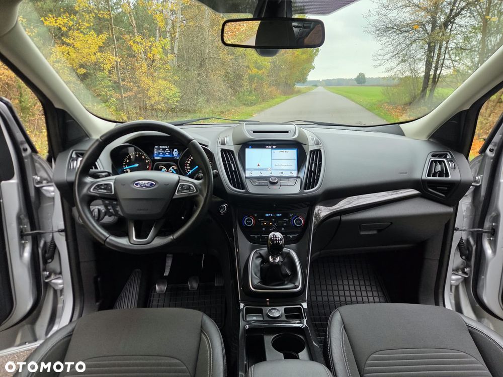 Ford Kuga 1.5 EcoBoost 2x4 Business Edition - 16