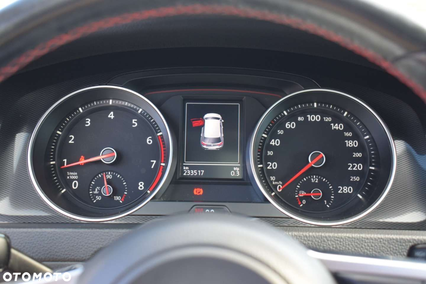 Volkswagen Golf - 30