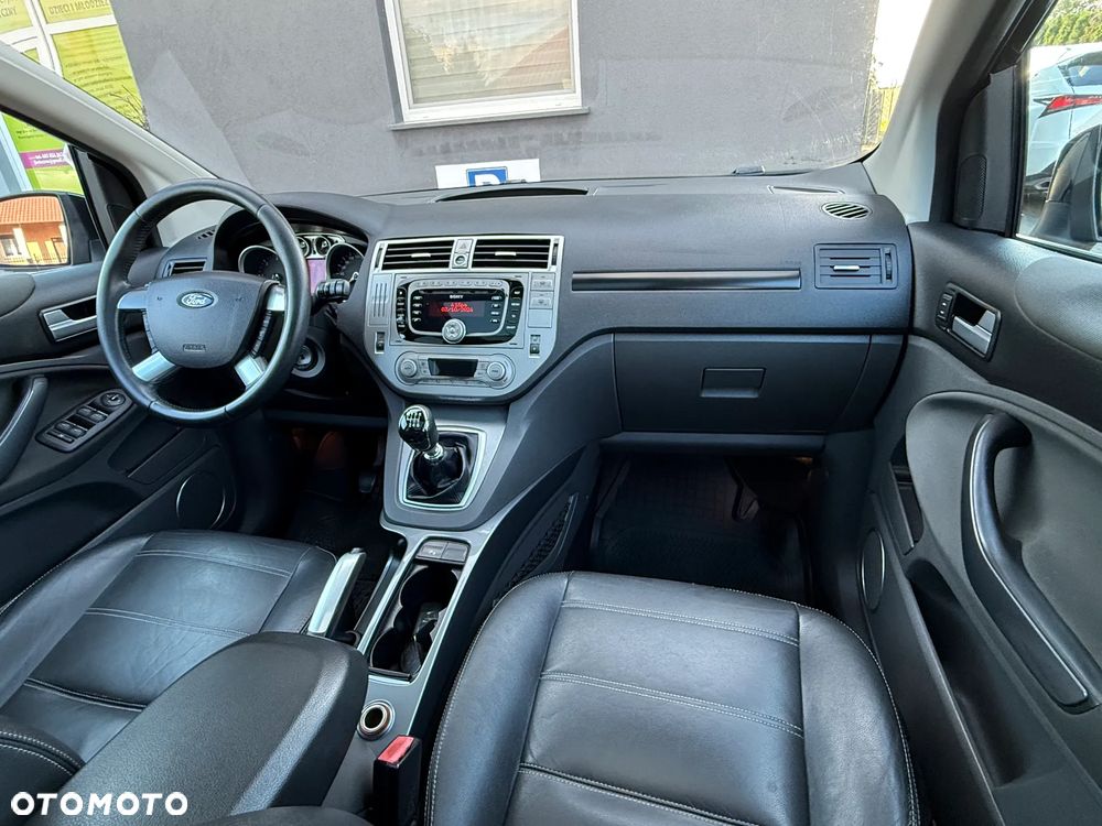 Ford Kuga - 29