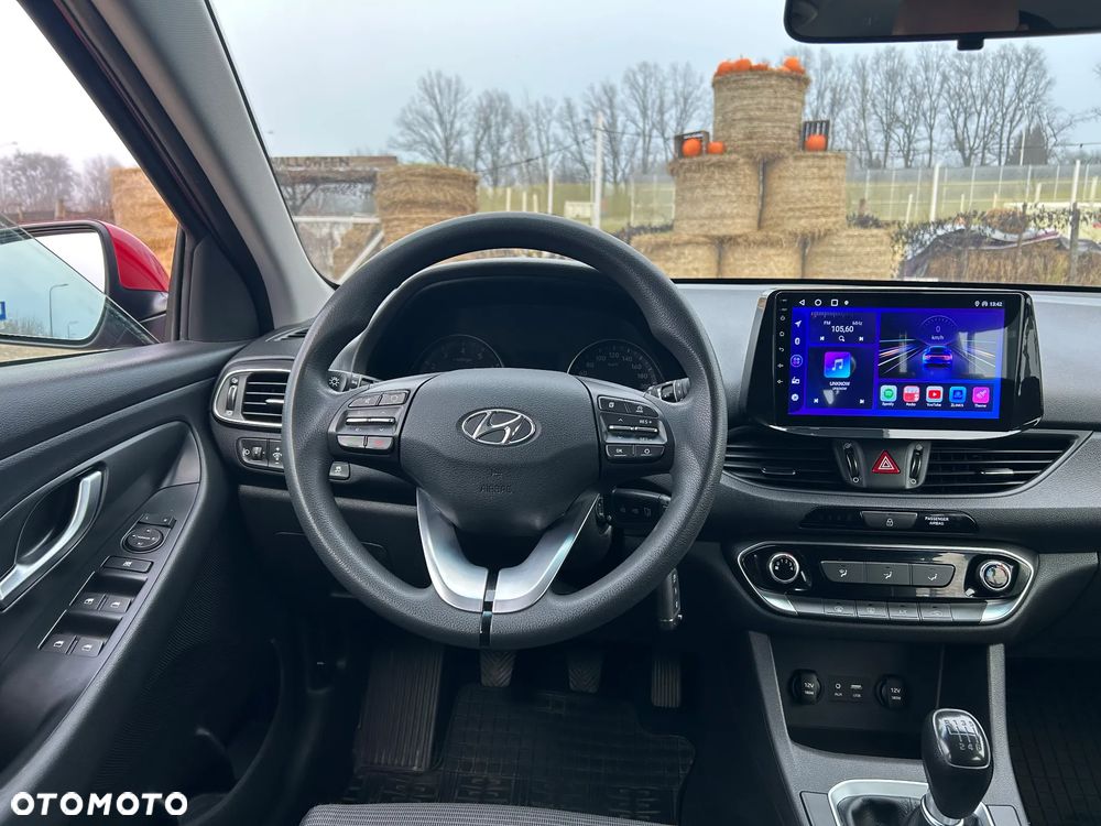 Hyundai i30 1.4 Classic + - 18