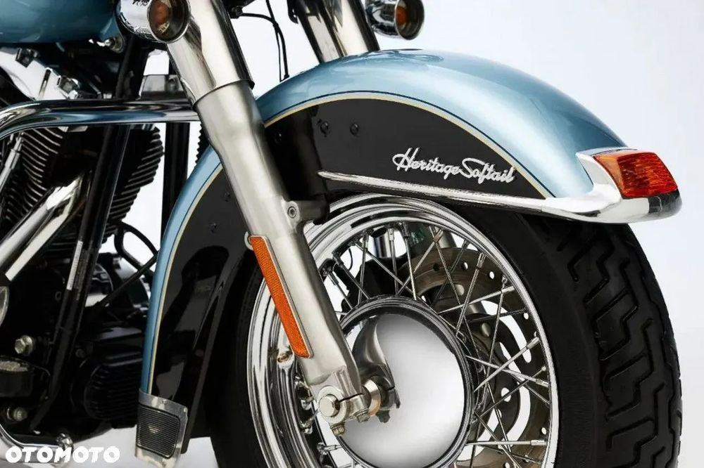 Harley-Davidson Softail Heritage Classic - 13