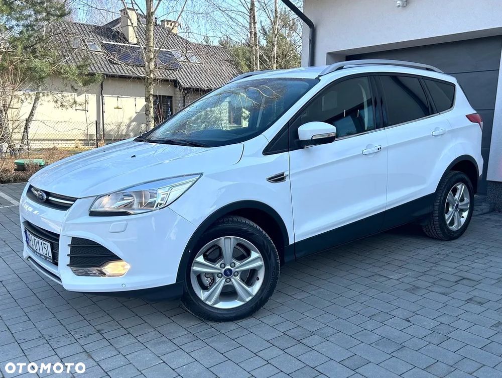 Ford Kuga - 10