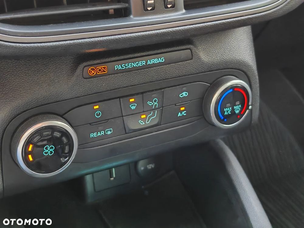 Ford Focus 1.5 EcoBlue Trend - 16