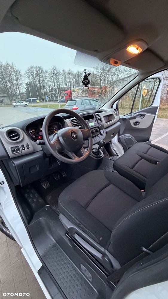 Renault Trafic - 14
