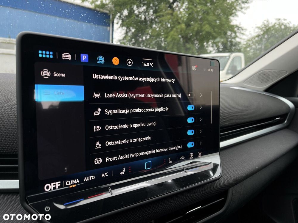 Volkswagen T-Roc 1.5 eTSI Life DSG - 21