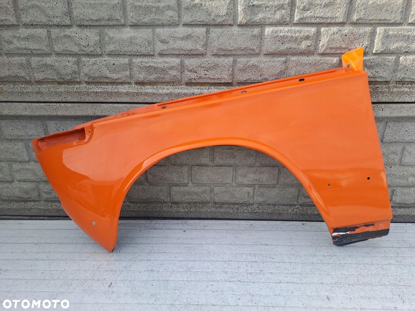 BMW E10 1962-1977 BŁOTNIK LEWY PRZEDNI - 1