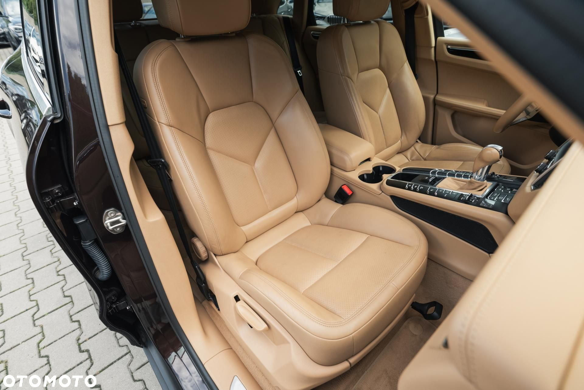 Porsche Macan - 15