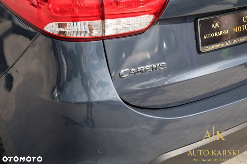 Kia Carens - 19