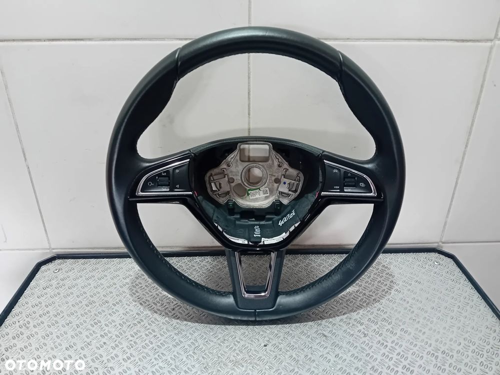 KIEROWNICA WIELOFUNKCYJNA SKÓRA ORYGINAŁ SKODA OCTAVIA III R2020  NR 5E0419091BG - 1
