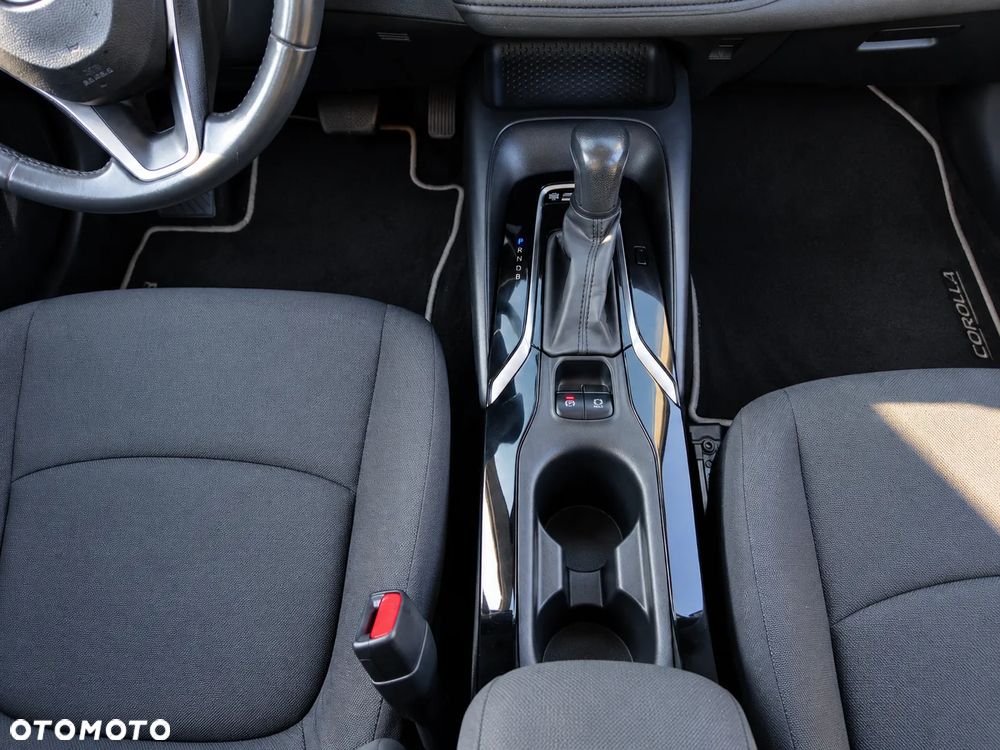 Toyota Corolla - 7