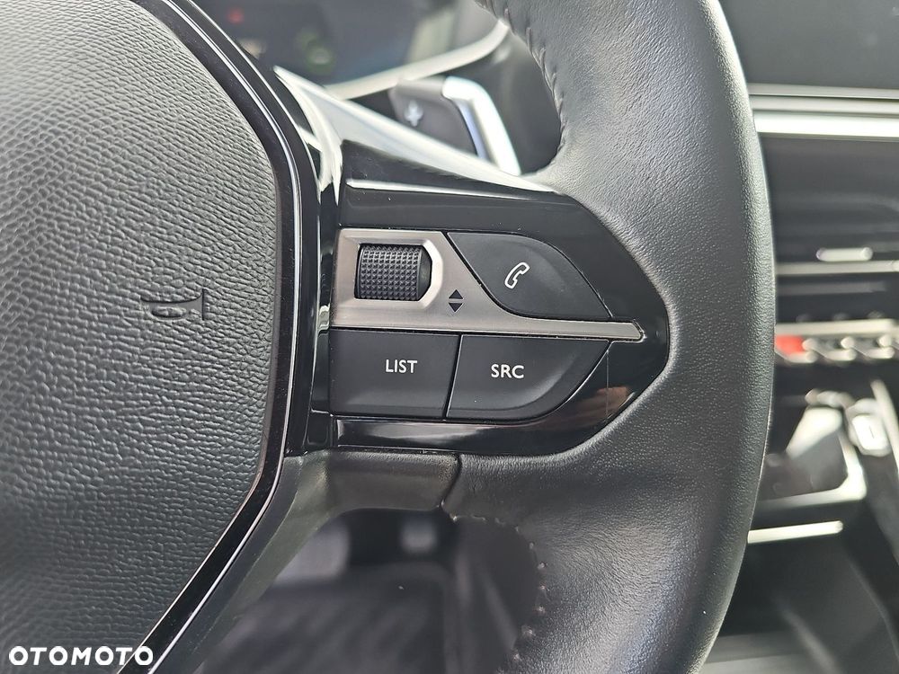 Peugeot 2008 - 15