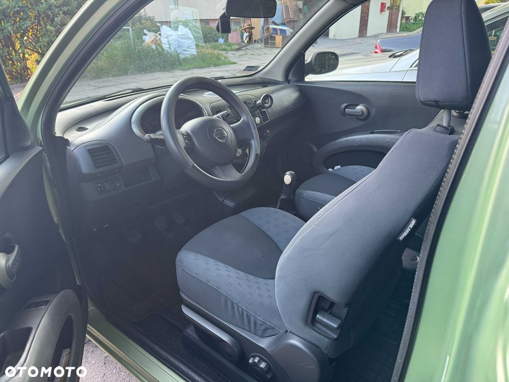 Nissan Micra - 2