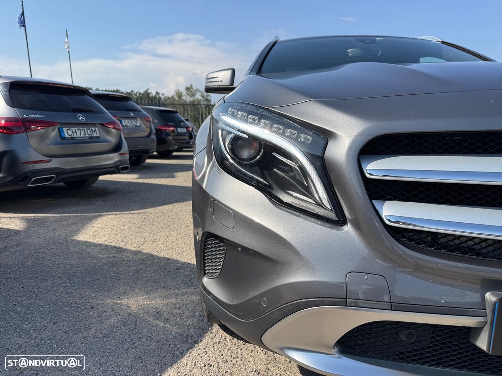 Mercedes-Benz GLA 180 d Urban - 3