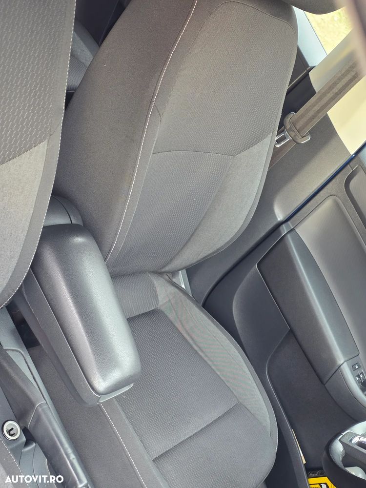 Skoda RAPID 1.4 TDI DSG Cool Edition - 9