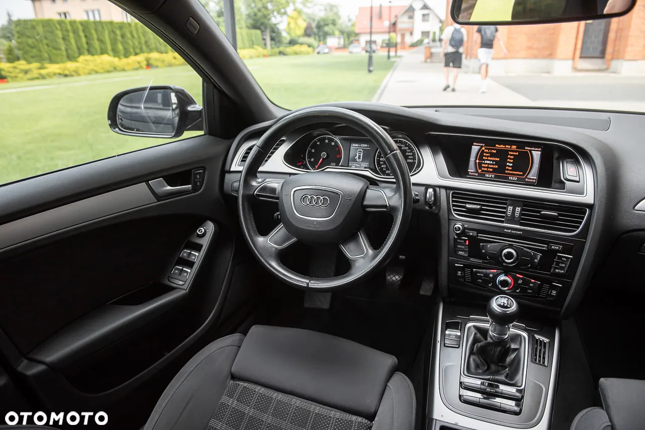 Audi A4 Avant 2.0 TFSI quattro S line Sportpaket - 26