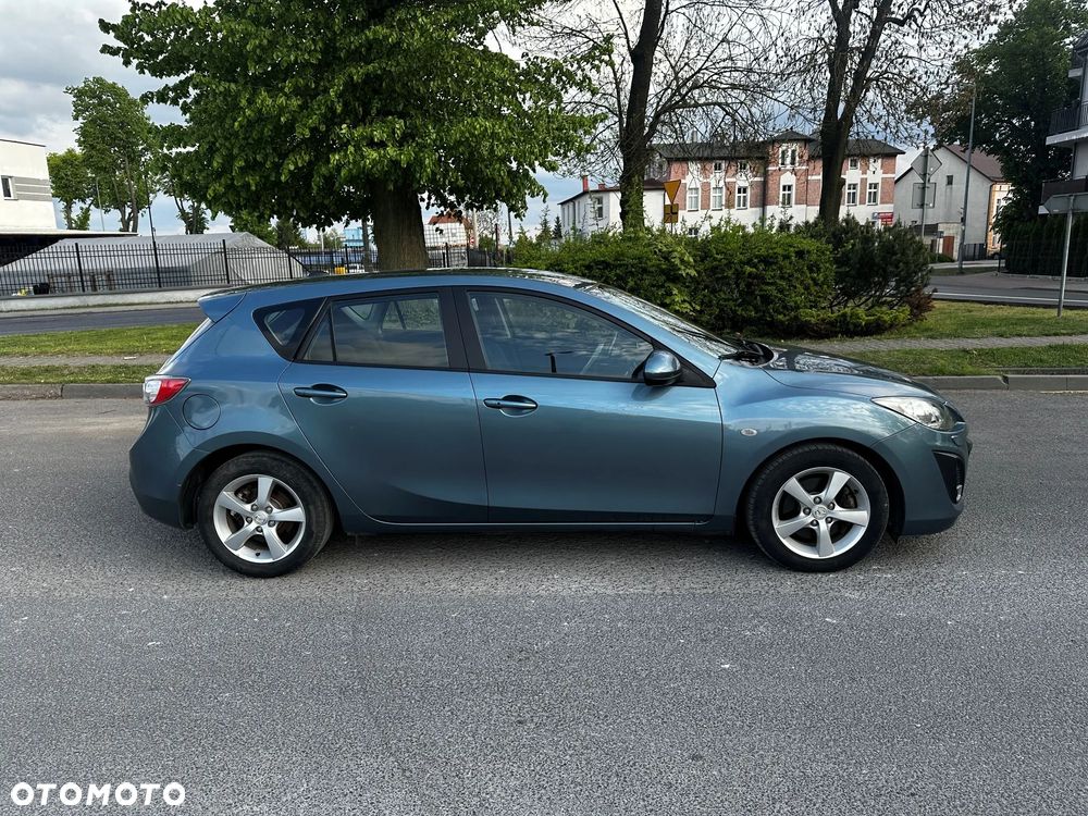 Mazda 3 - 5