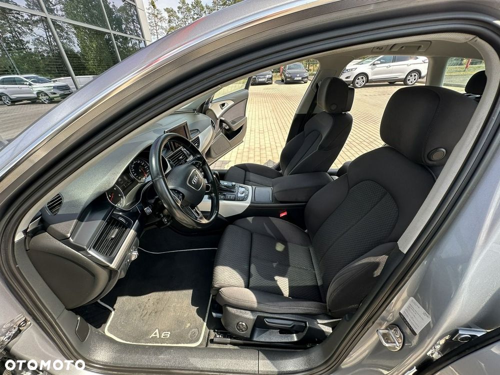 Audi A6 Avant 2.0 TDI Ultra S tronic - 11
