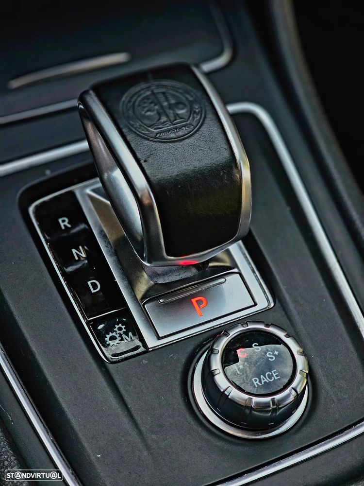 Mercedes-Benz A 45 AMG 4-Matic - 55