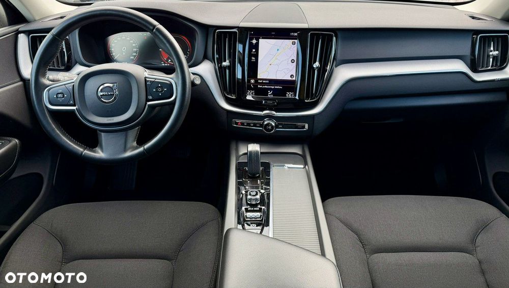 Volvo XC 60 T6 AWD Recharge Geartronic Inscription - 11
