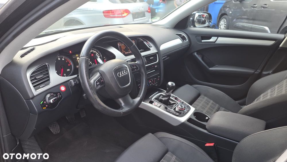 Audi A4 Avant 1.8 TFSI Ambiente - 15