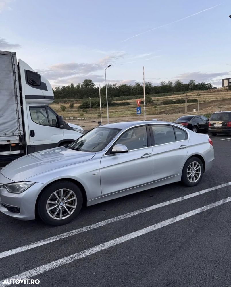 BMW Seria 3 320d Aut. Luxury Line - 3