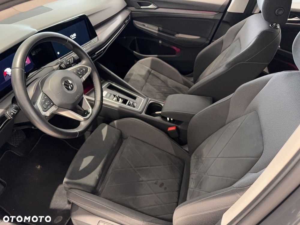 Volkswagen Golf Variant - 10