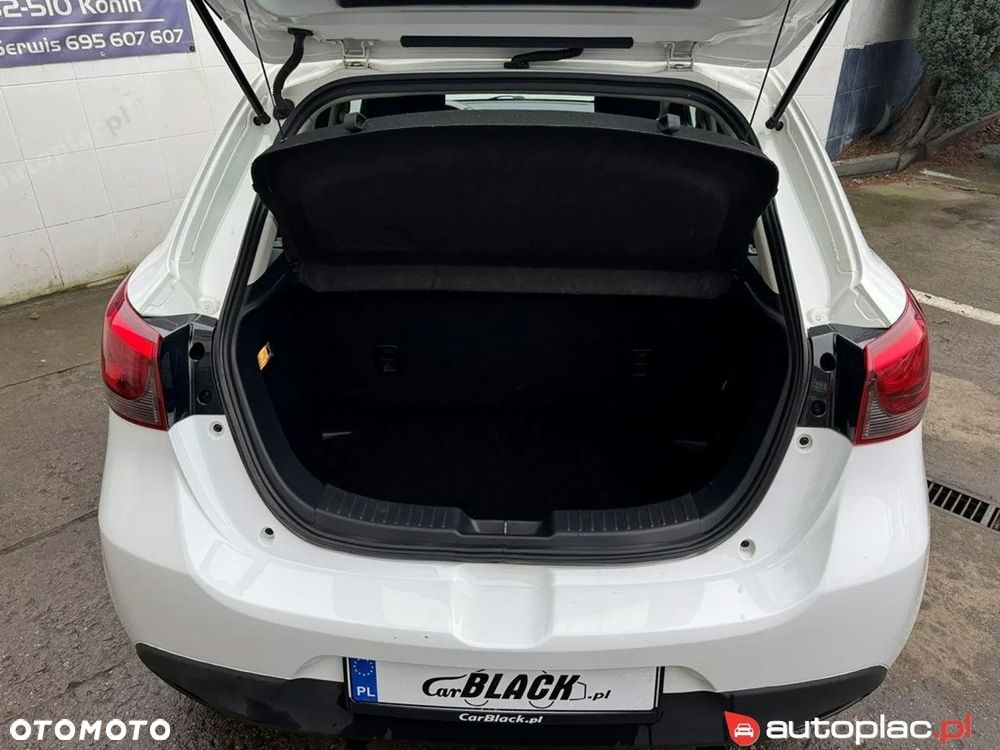 Mazda 2 - 16