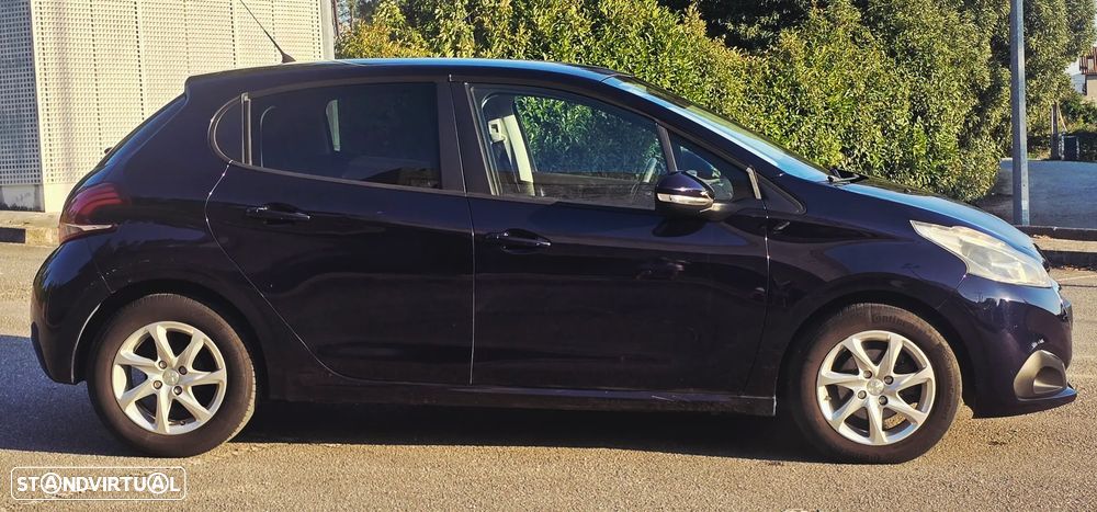 Peugeot 208 1.6 BlueHDi Style - 9