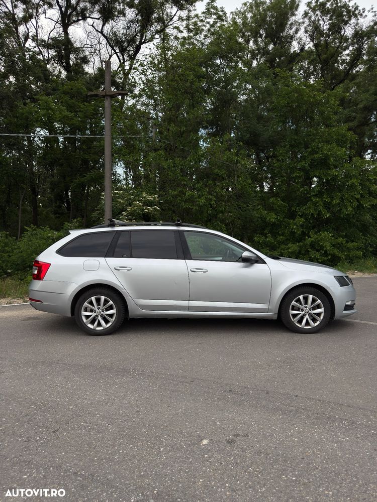 Skoda Octavia 2.0 TDI Ambition - 4