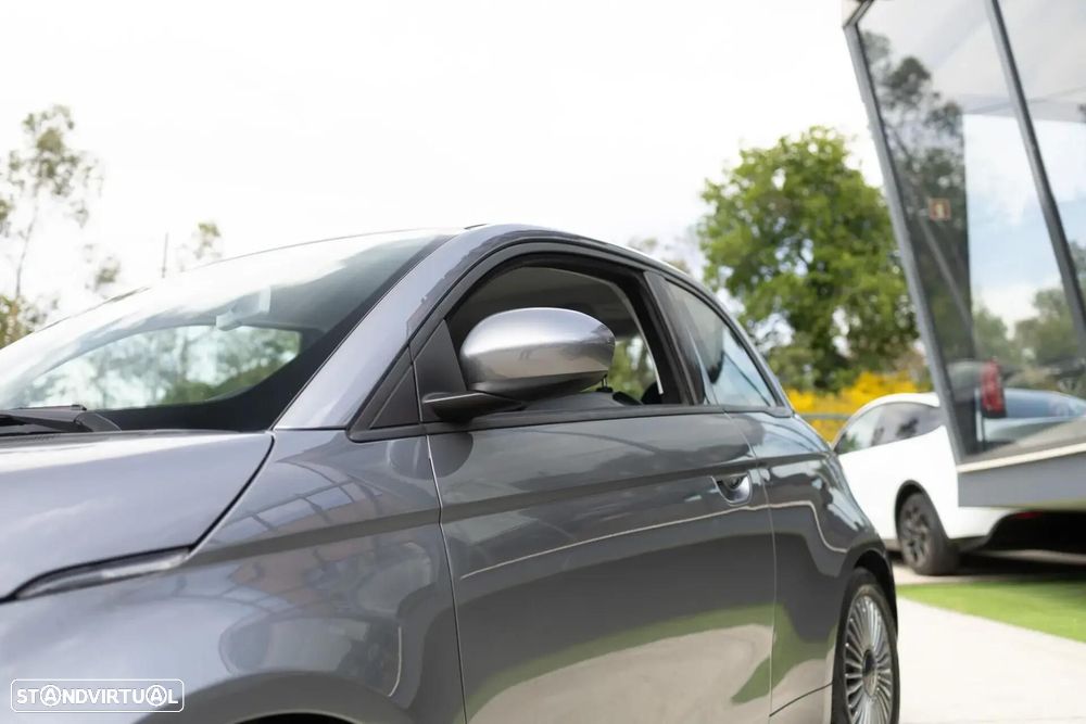 Fiat 500e 42 kWh Icon - 33