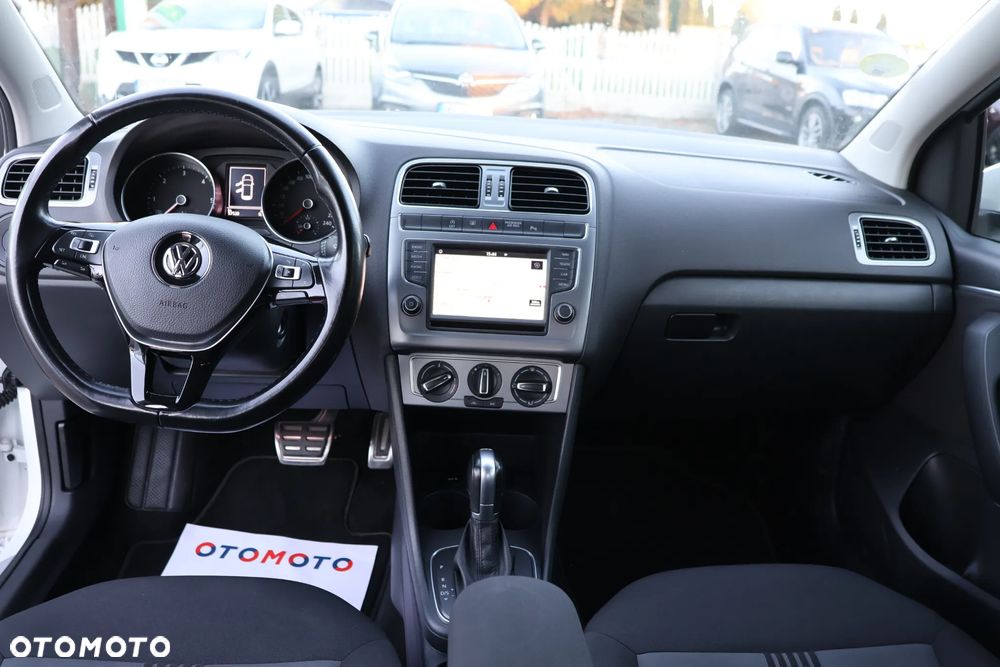 Volkswagen Polo - 5