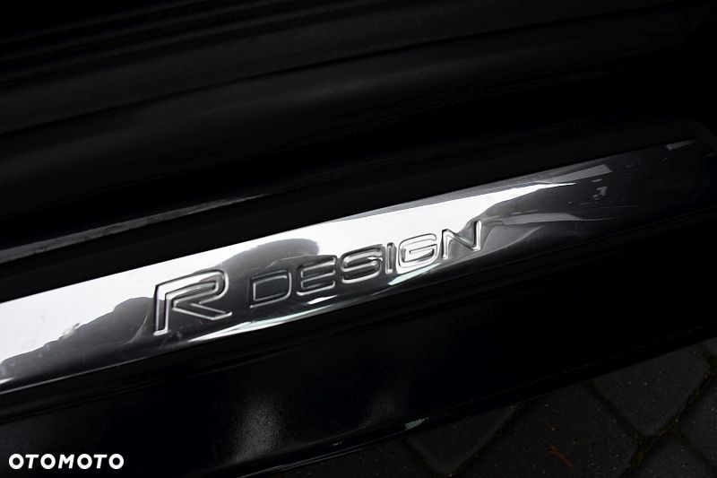 Volvo V40 D3 Geartronic RDesign - 34