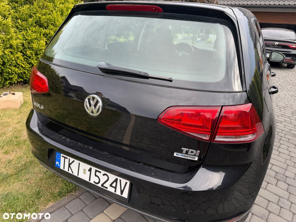 Volkswagen Golf - 6