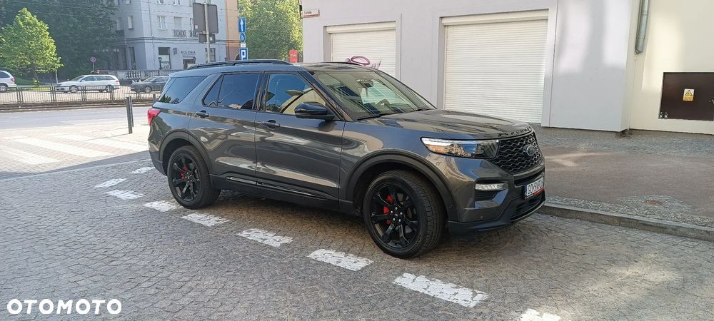 Ford Explorer - 3