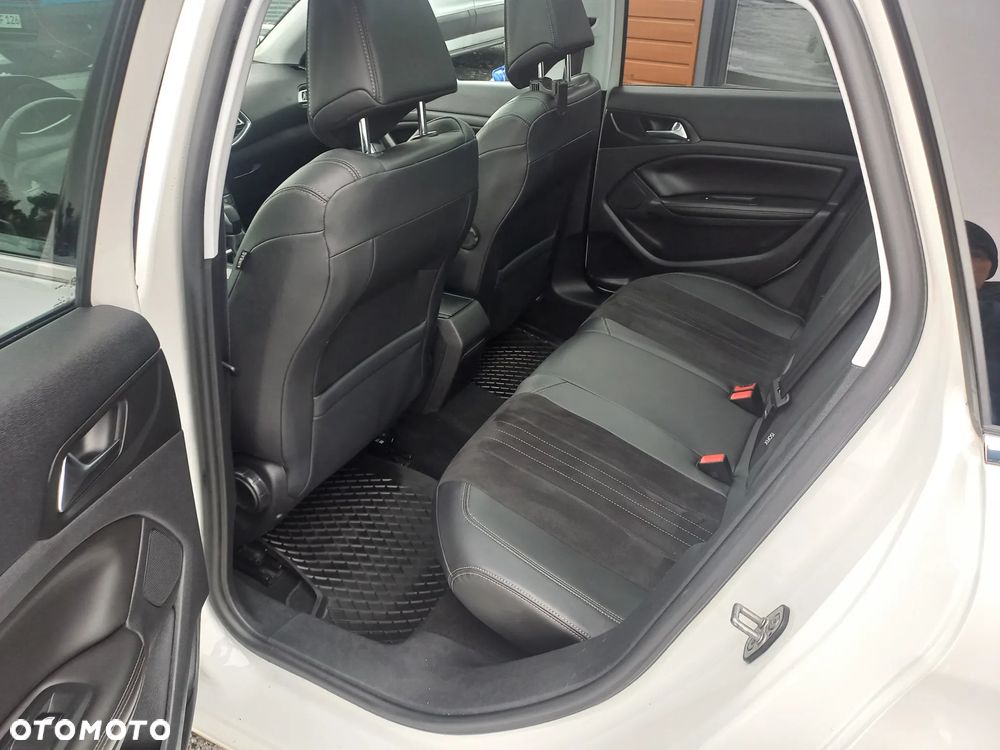 Peugeot 308 BlueHDi 150 EAT6 Stop & Start Allure - 17