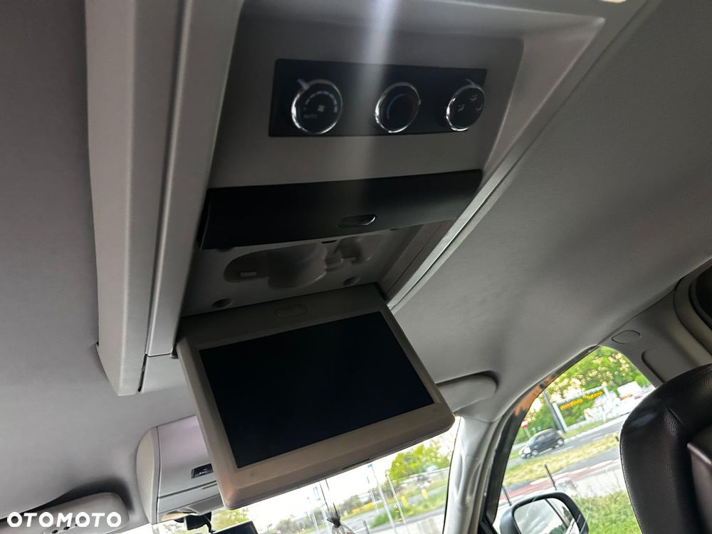 Chrysler Town & Country 3.6 Touring - 13