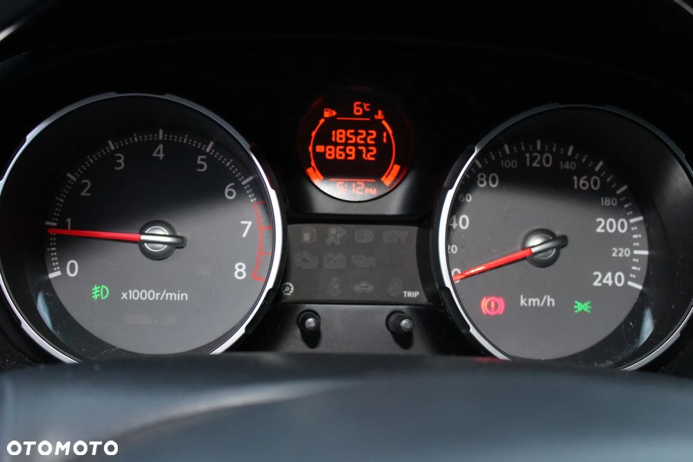 Nissan Qashqai 1.6 Tekna - 8