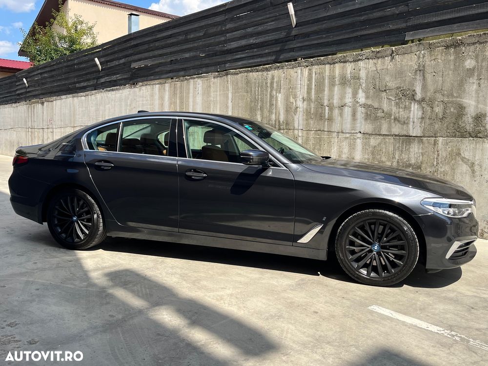 BMW Seria 5 530e xDrive AT PHEV - 9