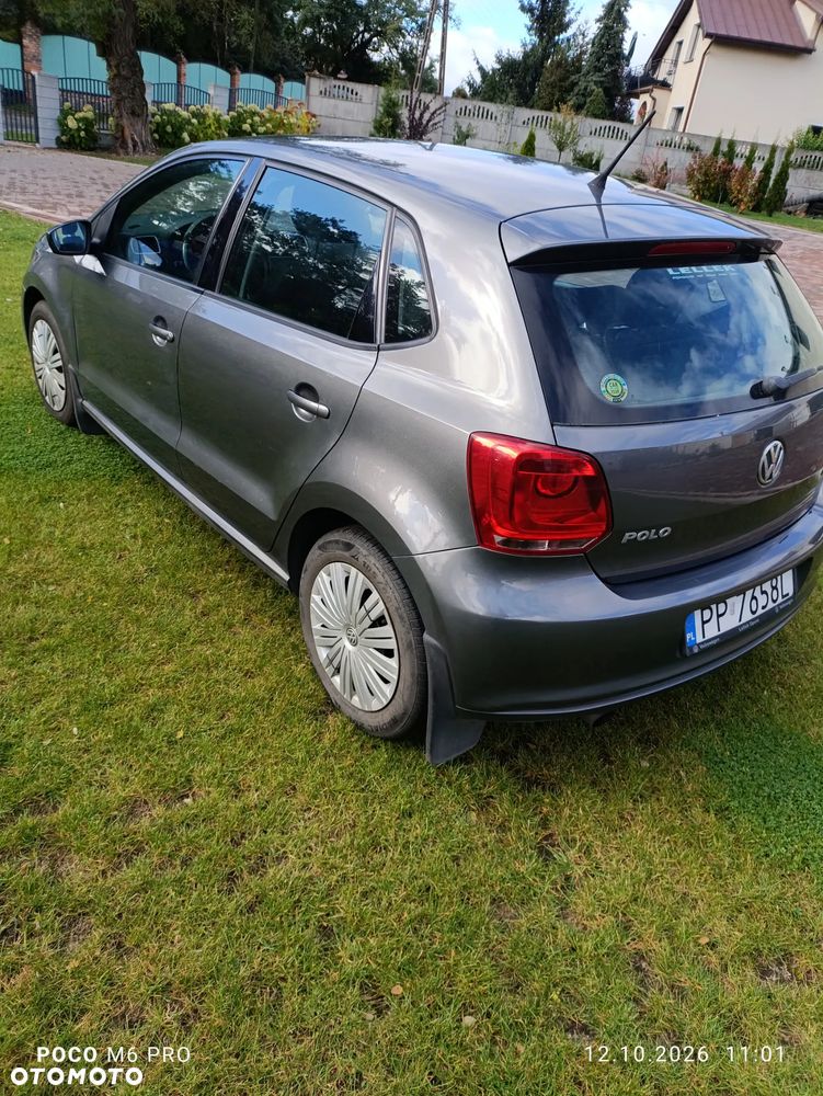 Volkswagen Polo - 2