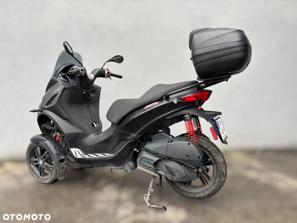 Piaggio MP-3 - 6