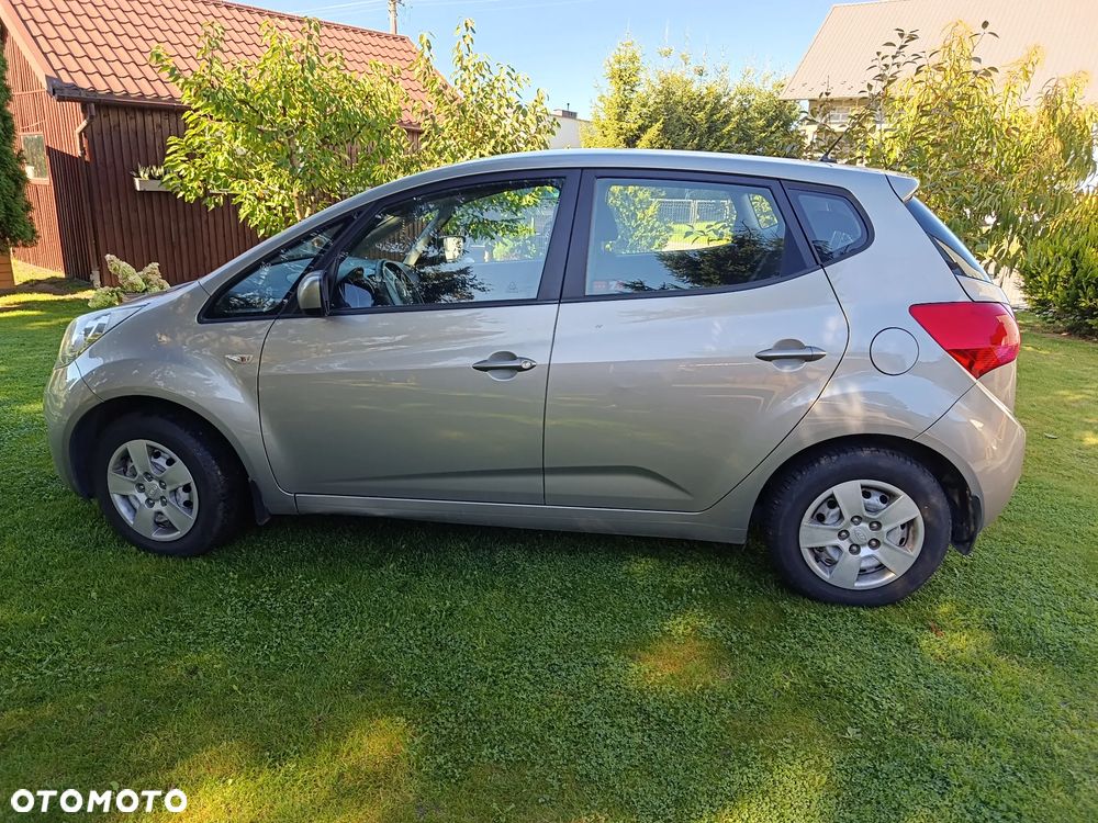 Kia Venga - 2