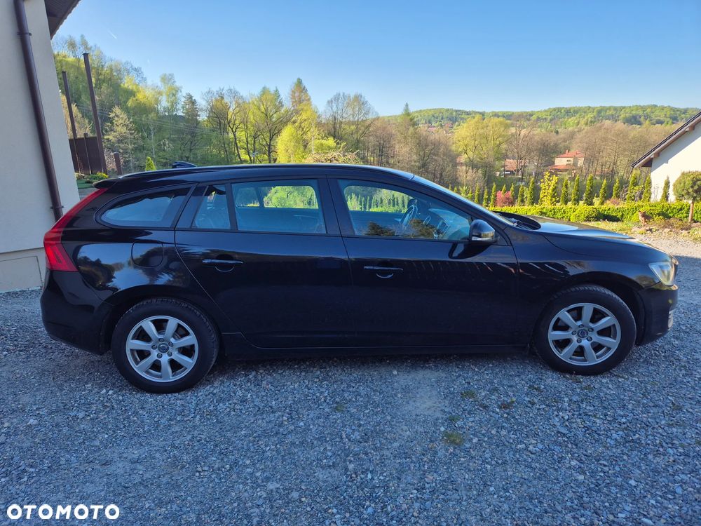 Volvo V60 D3 Edition - 1