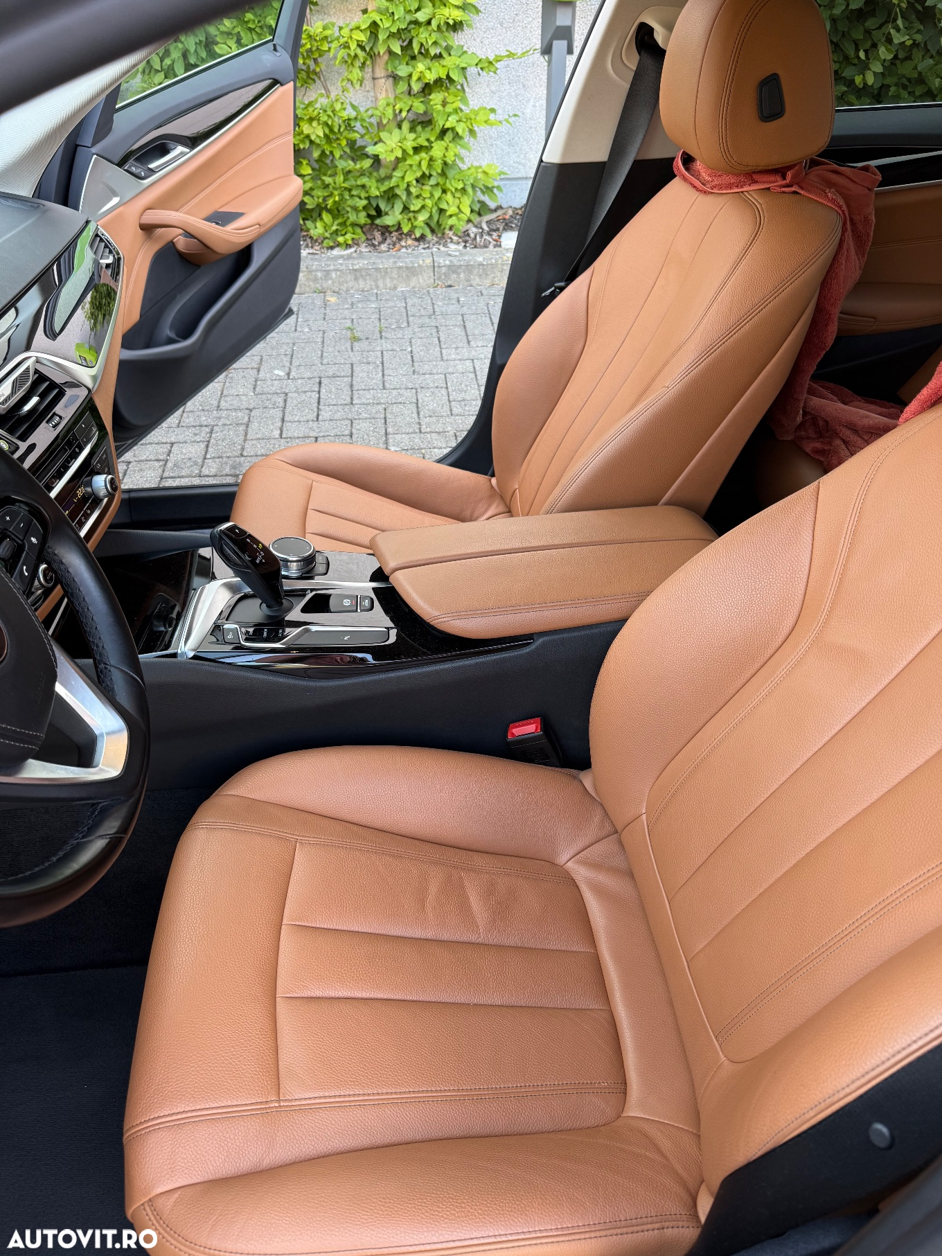 BMW Seria 5 520d Aut. Luxury Line - 15