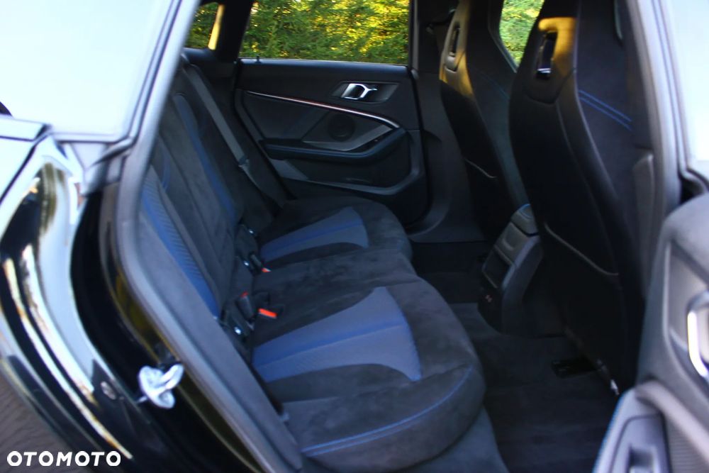 BMW Seria 2 218d M Sport sport - 34