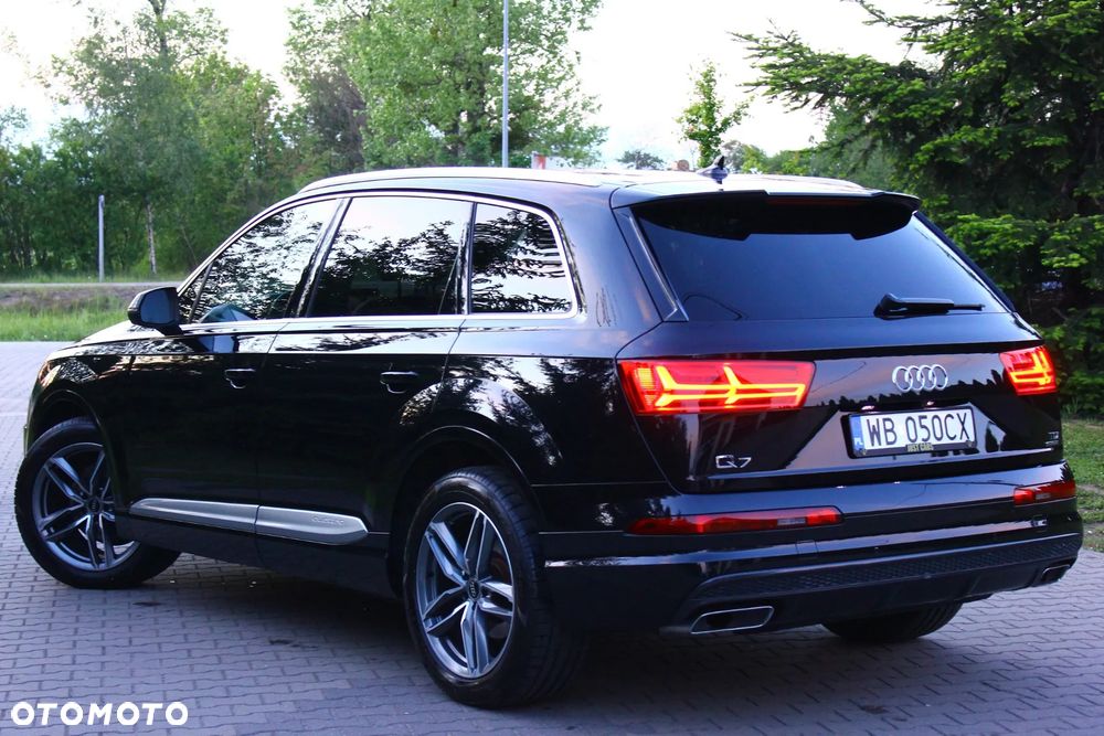 Audi Q7 - 3